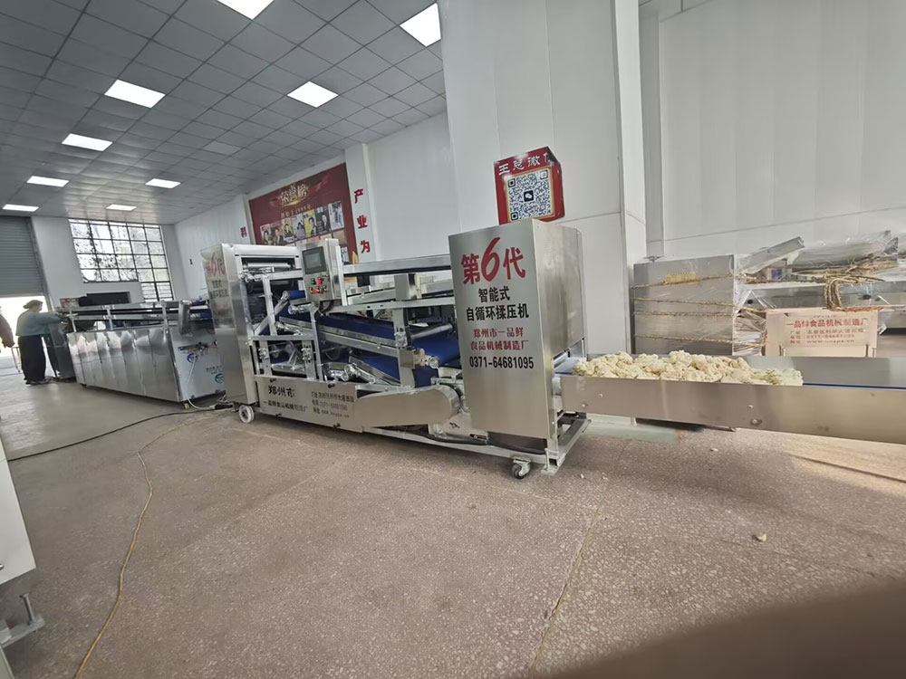 大型扯面拉條子燴面棍棍面生產(chǎn)線(xiàn)